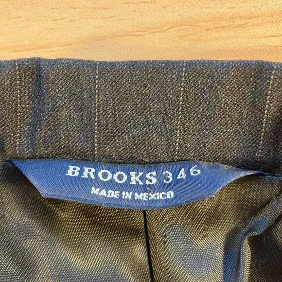 Brooks Brothers "346" Worsted Wool Navy Pinstripe Suit 42R - Picture 3 of 16